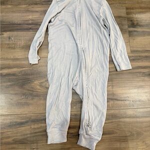 Cozy Kids One Piece in Light Gray